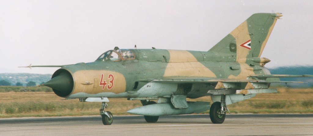 _bmig_21bis_hu_43_001.jpg